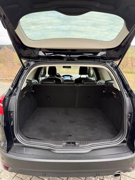 Gebraucht Ford Focus Titanium 150 PS (110 kW) 2018 Schwarz Limousine