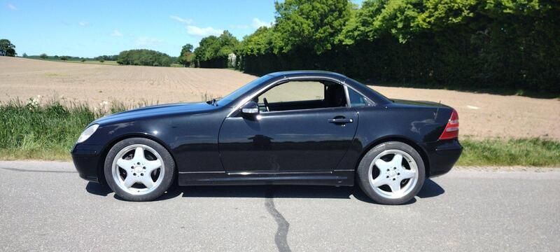 Schwarz Gebraucht 2000 Mercedes SLK320 Cabrio | 6.300 € (Fairer Preis) - Bild 1/4