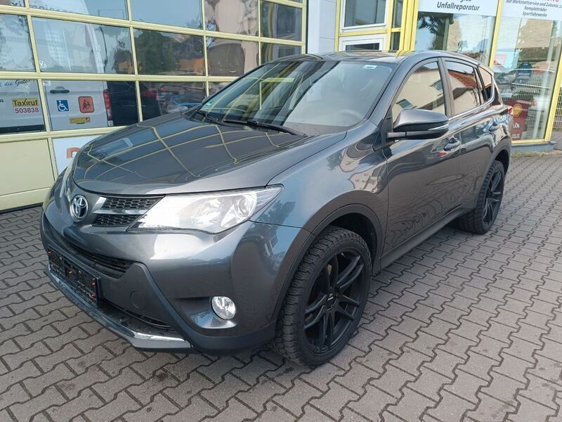 Grau Gebraucht 2013 Toyota RAV4 Edition SUV | 12.850 € (Etwas zu teuer) - Bild 1/4