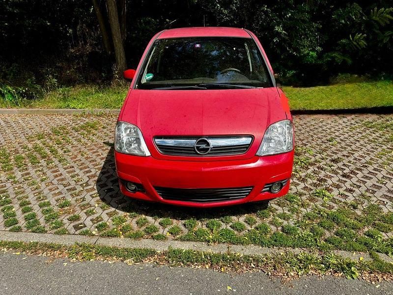 Rot Gebraucht 2007 Opel Meriva Van / Kleinbus | 650 € (Superpreis) - Bild 1/4