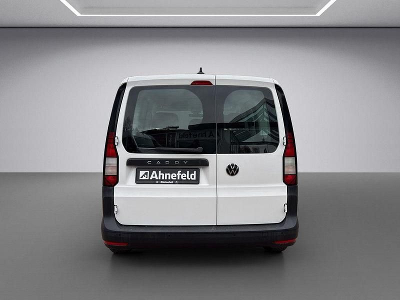 Gebraucht VW Caddy Maxi 114 PS (83 kW) 2023 Weiß Van / Kleinbus
