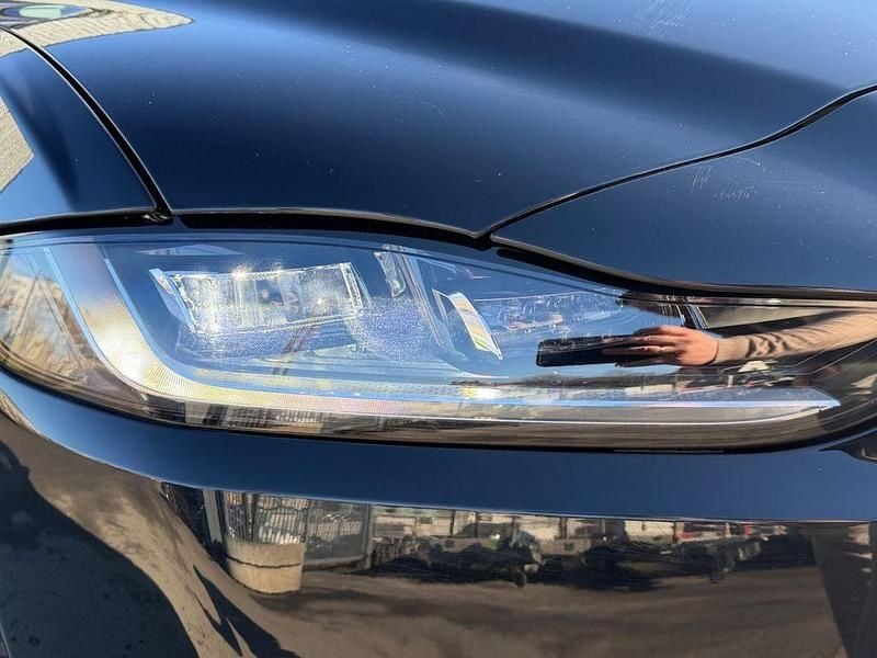 Gebraucht Jaguar XE SE 250 PS (183 kW) 2020 Schwarz Limousine