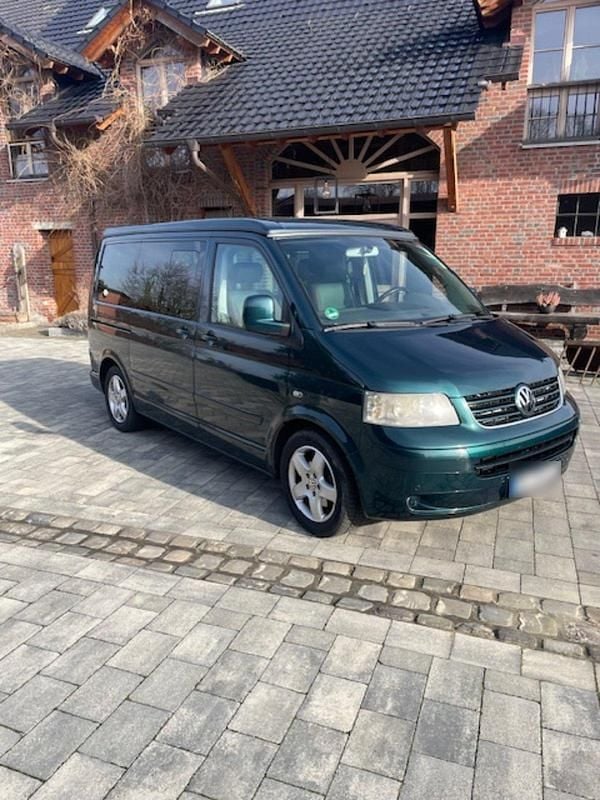 Second-hand VW T5 131 CP (96 kW) 2004 Verde Van
