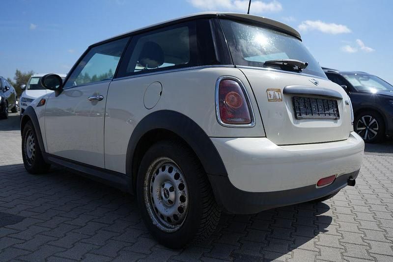Usado Mini ONE 75 HP (55 kW) 2009 Branco Citadino