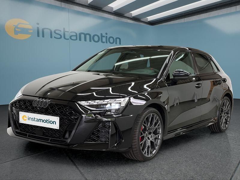 Schwarz Neu 2025 Audi RS3 Sportback Kleinwagen | 84.499 € - Bild 1/4