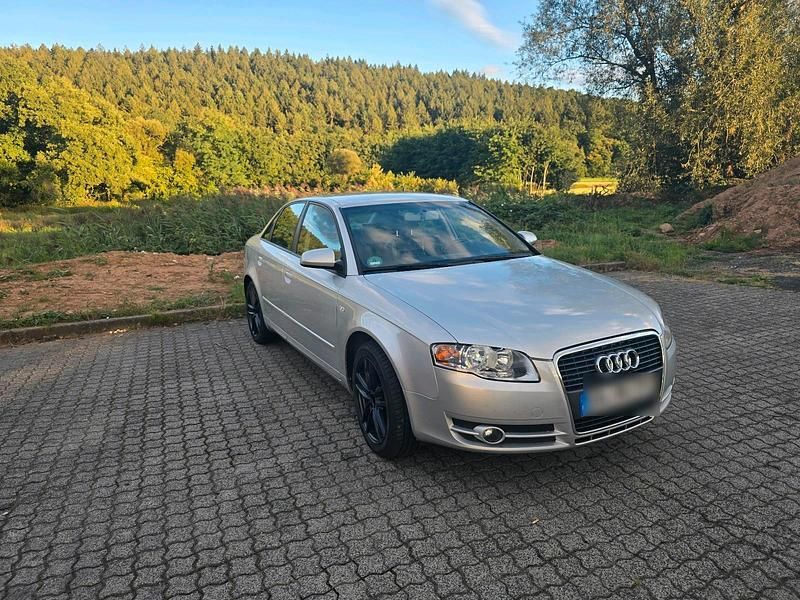 Gebraucht Audi A4 140 PS (102 kW) 2005 Silber Limousine