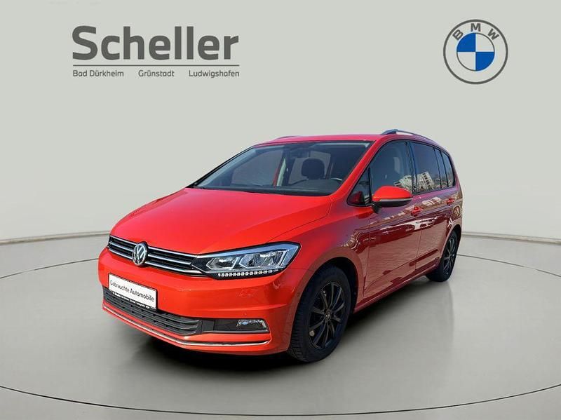 Gebraucht VW Touran Sound 150 PS (110 kW) 2017 Orange Van / Kleinbus