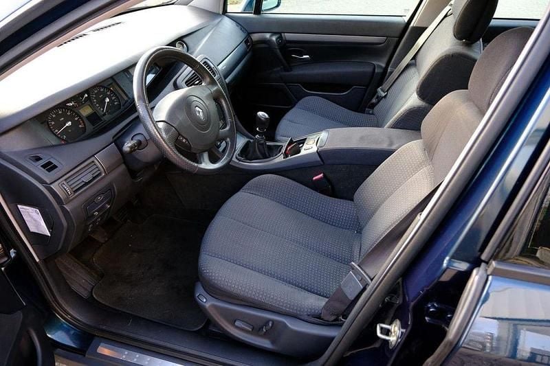 Gebraucht Renault Vel Satis Expression 163 PS (119 kW) 2003 Grün Kleinwagen