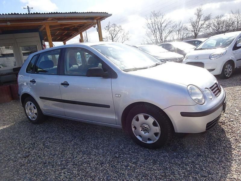 Gebraucht VW Polo 64 PS (47 kW) 2004 Silber Kleinwagen