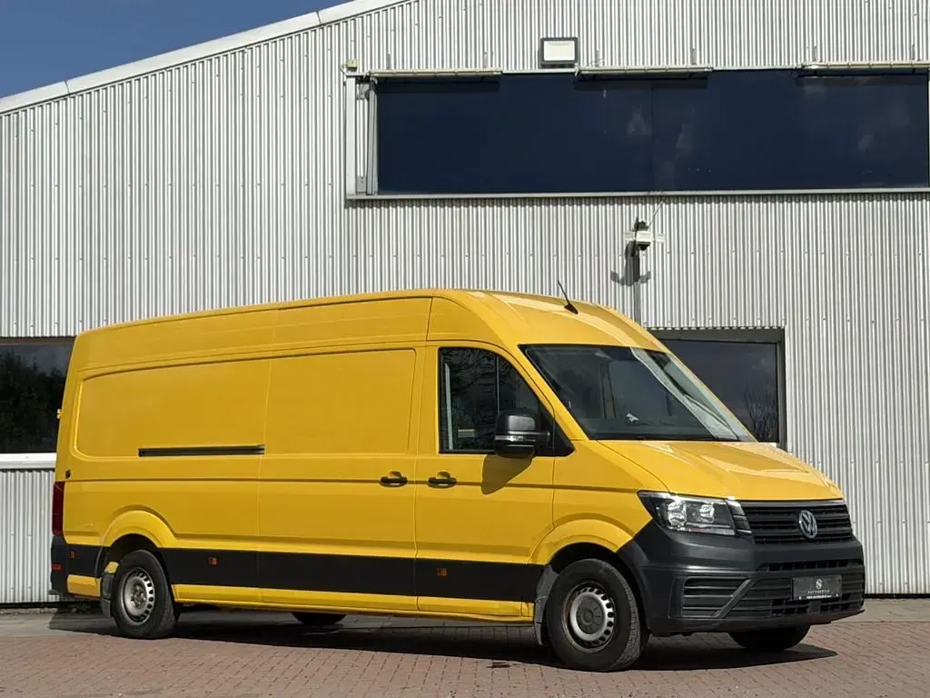 Occasion VW Crafter 140 ch (102 kW) 2018 Jaune Van
