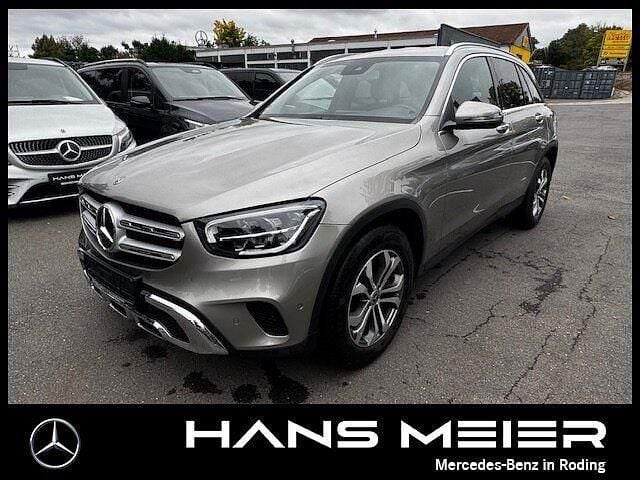 Mojavesilber Gebraucht 2019 Mercedes GLC220 SUV | 31.780 € (Superpreis) - Bild 1/4