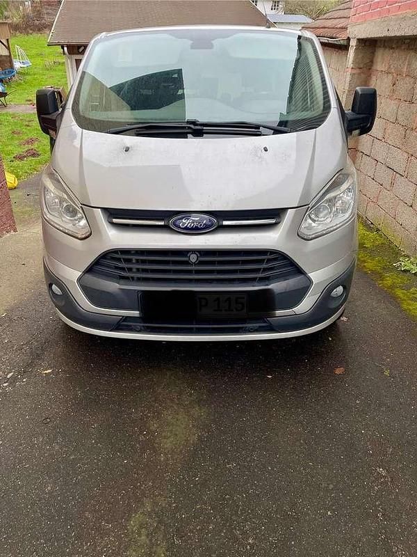 Gebraucht 2013 Ford Tourneo Titanium Van / Kleinbus | 11.000 € (Guter Preis) - Bild 1/4