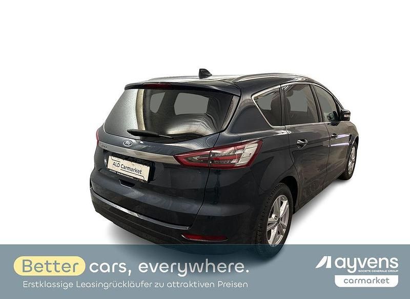 Gebraucht Ford S-MAX Titanium 150 PS (110 kW) 2022 Pantherblau metallic Van / Kleinbus
