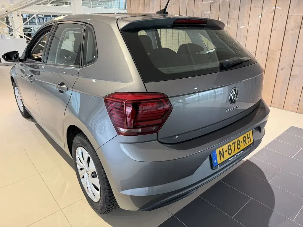 Gebraucht VW Polo Comfortline 95 PS (69 kW) 2021 Grau Kleinwagen