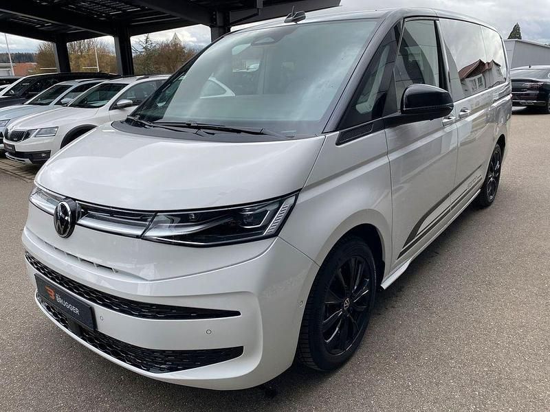 Gebraucht VW Multivan Edition 150 PS (110 kW) 2025 Weiß Van