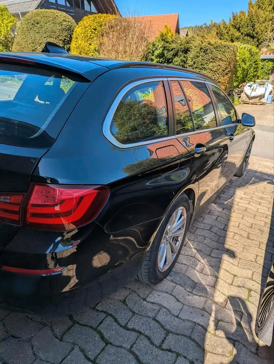 Gebraucht BMW 530 258 PS (189 kW) 2013 Schwarz Kombi