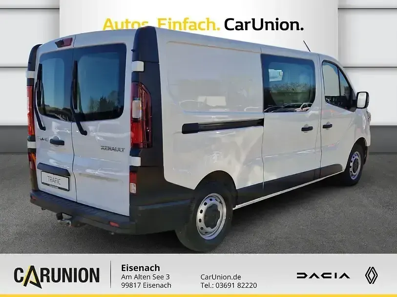 Gebraucht Renault Trafic Komfort 170 PS (125 kW) 2023 Weiss Van / Kleinbus