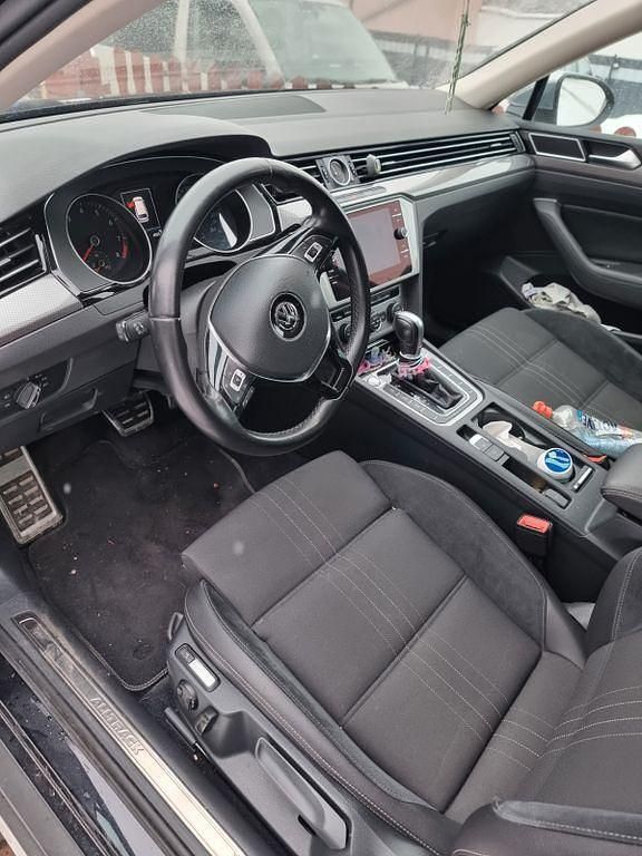 Gebraucht VW Passat Alltrack 220 PS (161 kW) 2017 Schwarz Kombi