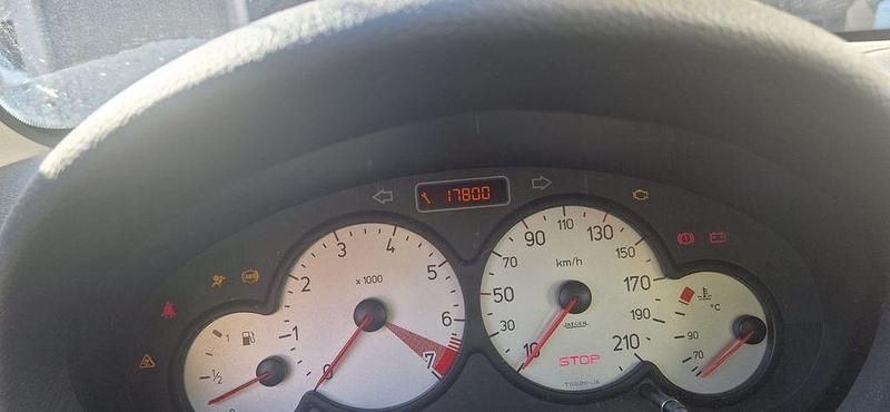 Gebraucht Peugeot 206 CC 109 PS (80 kW) 2006 Grau Cabrio