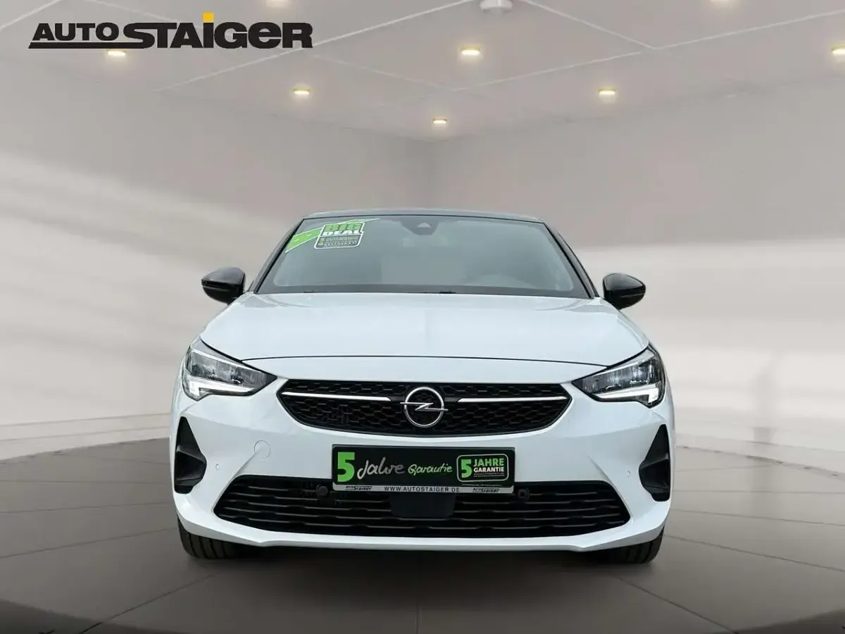 Gebraucht Opel Corsa GS Line 101 PS (74 kW) 2023 Jade weiss/arktis weiss Kleinwagen