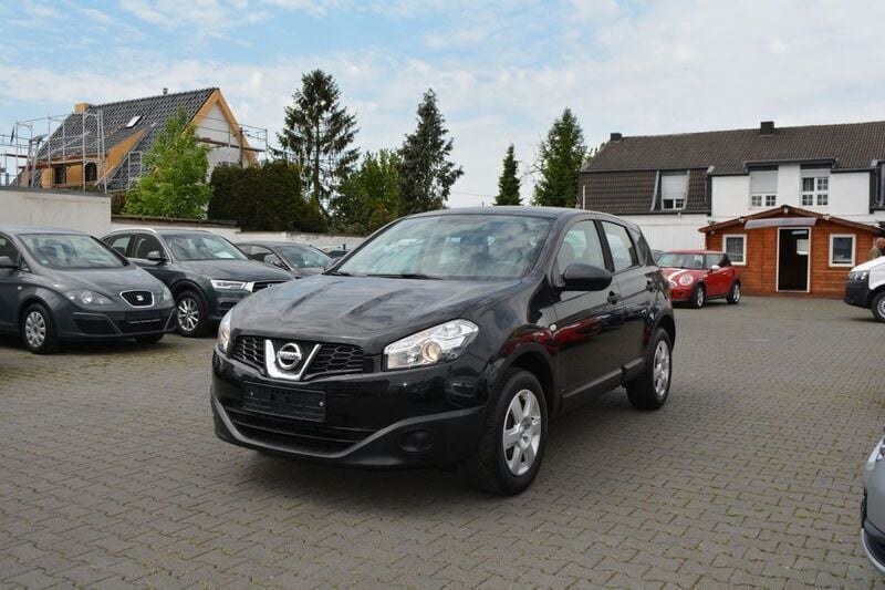 Schwarz Gebraucht 2011 Nissan Qashqai Visia SUV | 6.099 € (Fairer Preis) - Bild 1/4