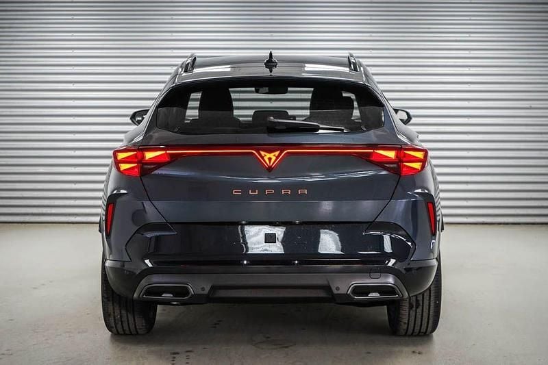 Neu Cupra Formentor 150 PS (110 kW) 2026 Grau SUV