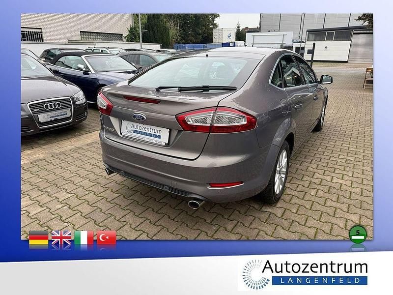 Gebraucht Ford Mondeo Titanium 203 PS (149 kW) 2012 Brisbane braun met. (metallic) Limousine