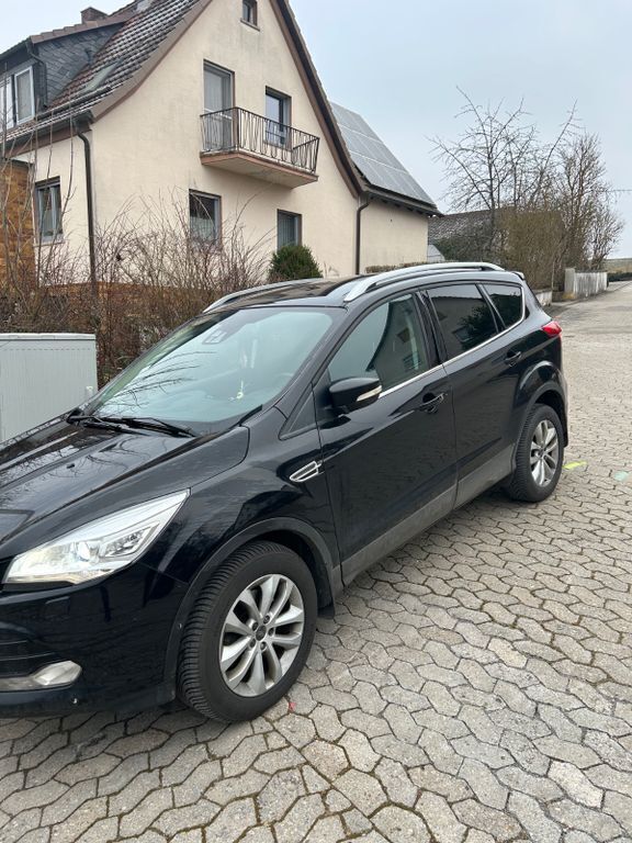 Schwarz Gebraucht 2013 Ford Kuga Titanium SUV | 6.950 € - Bild 1/4