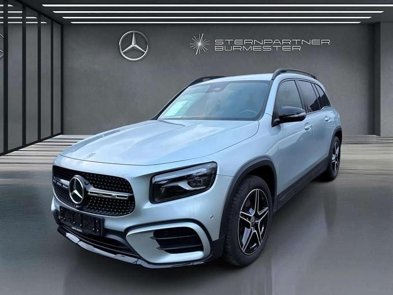 Silber Gebraucht 2025 Mercedes GLB200 AMG SUV | 40.490 € (Superpreis) - Bild 1/4