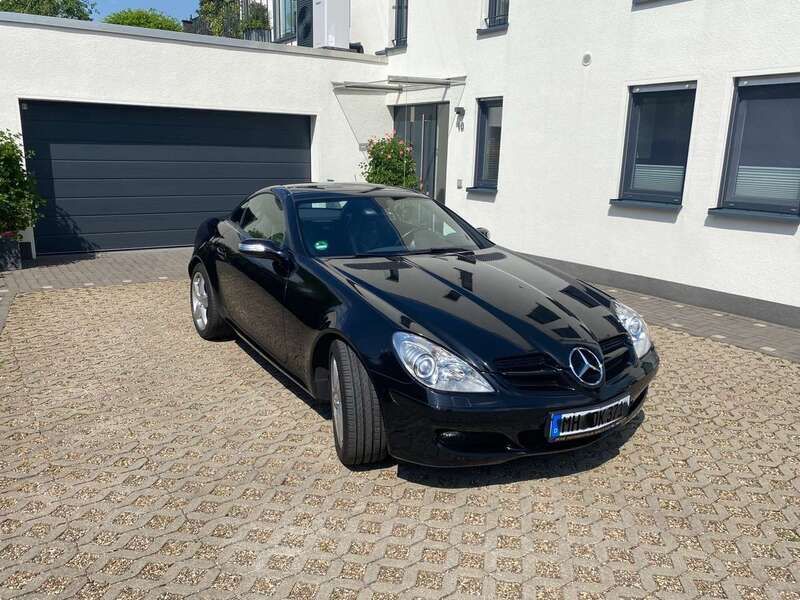Schwarz Gebraucht 2005 Mercedes SLK280 Cabrio | 11.750 € (Teuer) - Bild 1/4