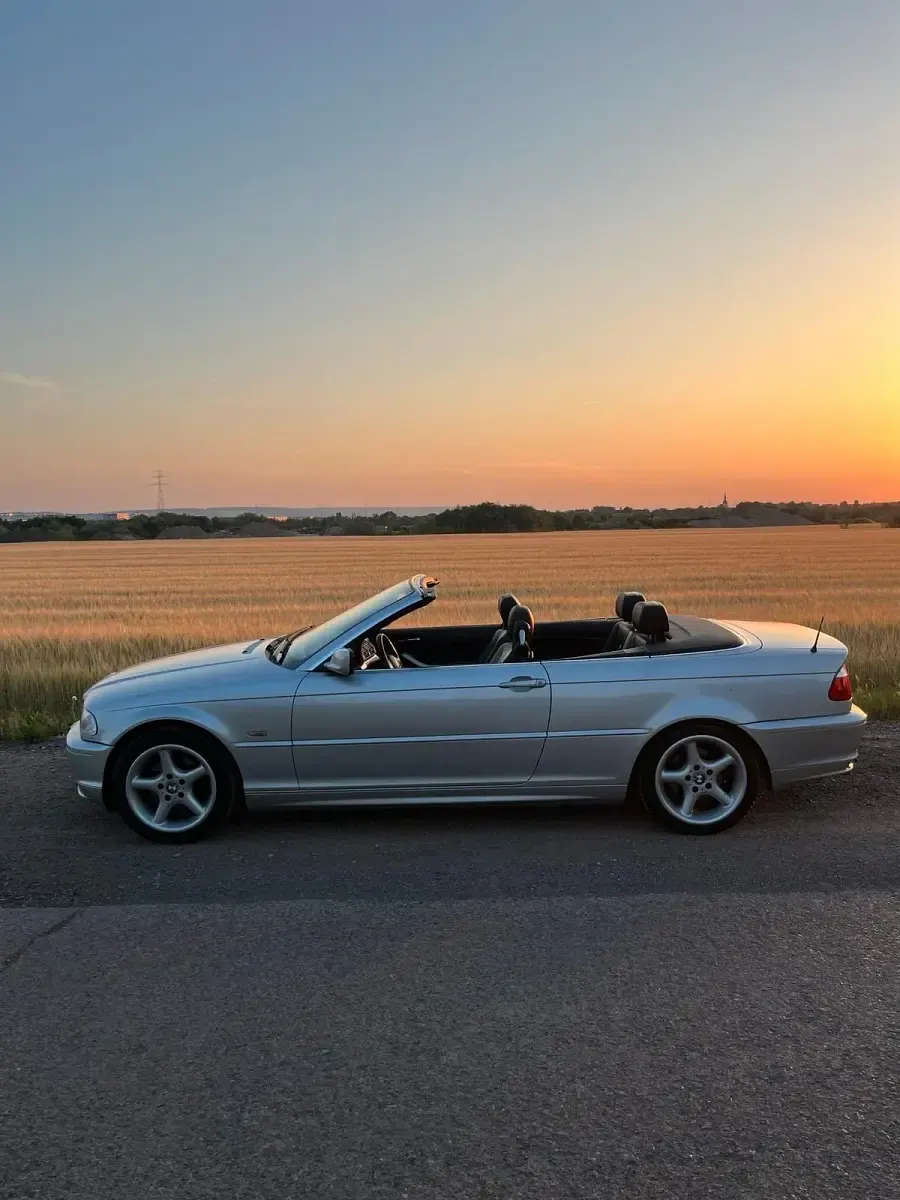 Gebraucht BMW 320 Cabriolet 170 PS (125 kW) 2003 Silber Cabrio