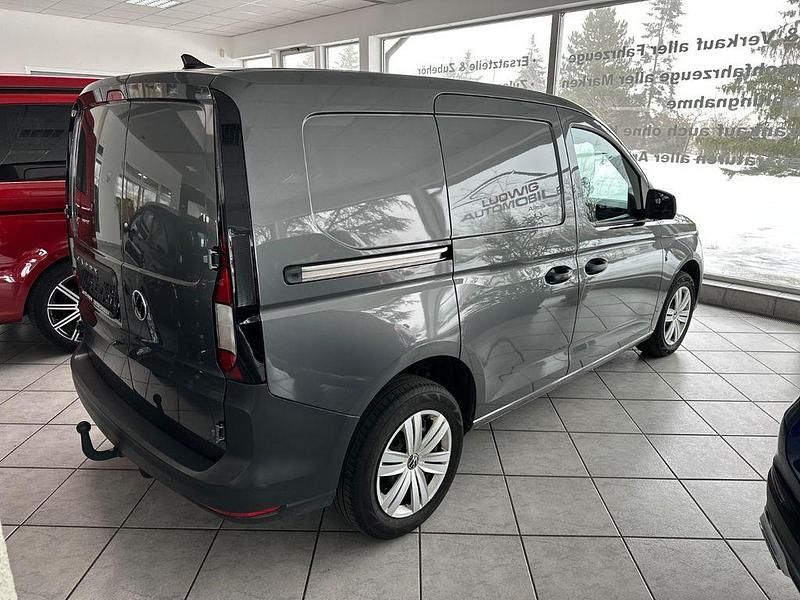 Gebraucht VW Caddy 114 PS (83 kW) 2022 Grau Van / Kleinbus