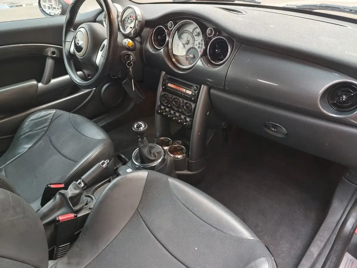 Gebraucht Mini Cooper Cabriolet 116 PS (85 kW) 2005 Rot Cabrio