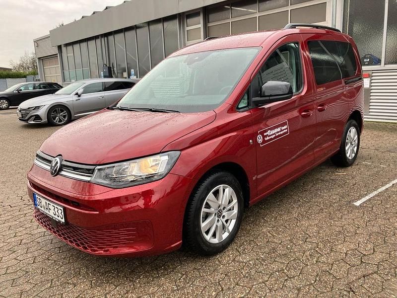 Gebraucht VW Caddy Life 102 PS (75 kW) 2024 Rot Van / Kleinbus