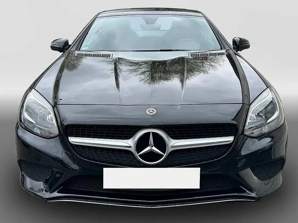 Gebraucht Mercedes SLC200 184 PS (135 kW) 2019 Schwarz Cabrio