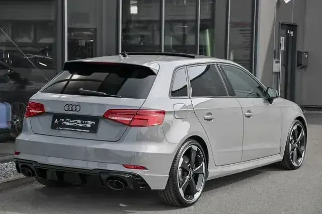 Gebraucht Audi RS3 Sportback Advanced 500 PS (367 kW) 2019 Andere Kleinwagen