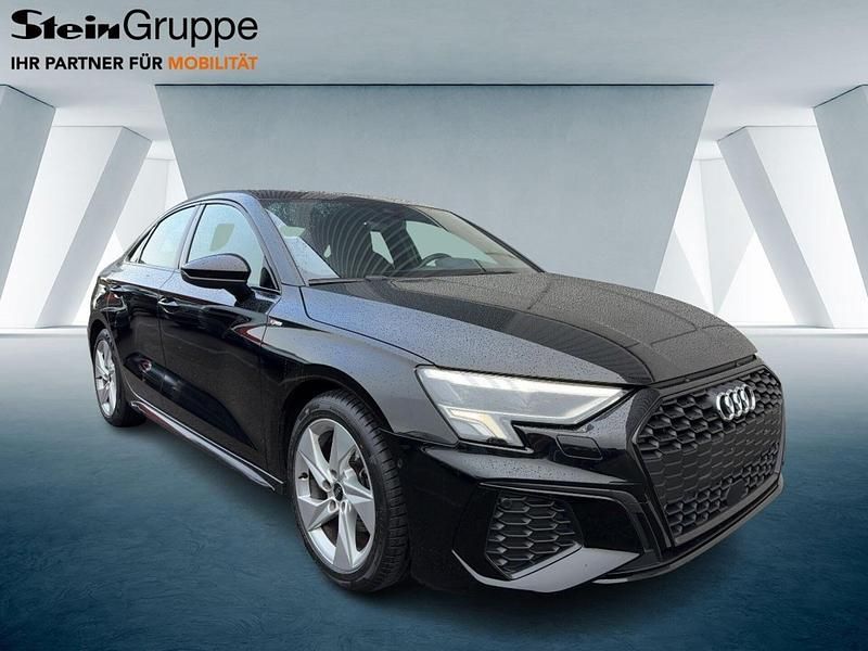 Używany Audi A3 S-Line 110 KM (80 kW) 2023 Czarny Sedan/Limuzyna
