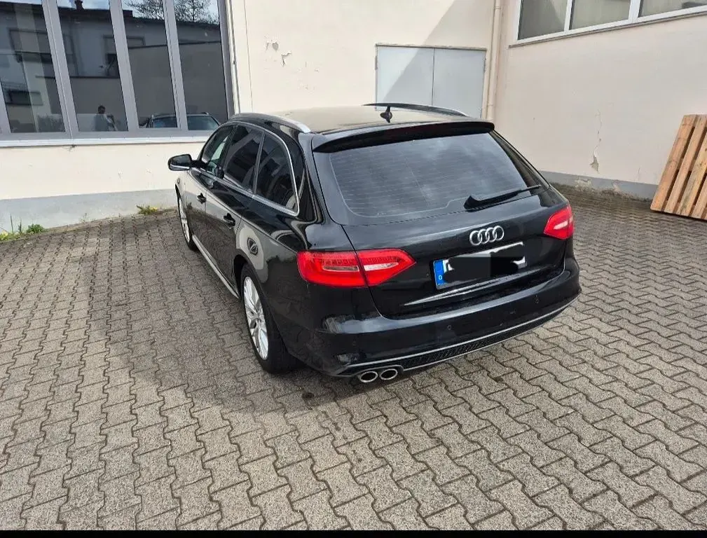 Gebraucht Audi A4 S-Line 190 PS (139 kW) 2015 Schwarz Kombi