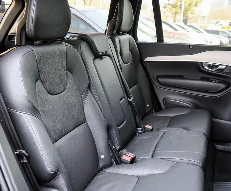 Gebraucht Volvo XC90 Plus 455 PS (334 kW) 2024 Grau SUV