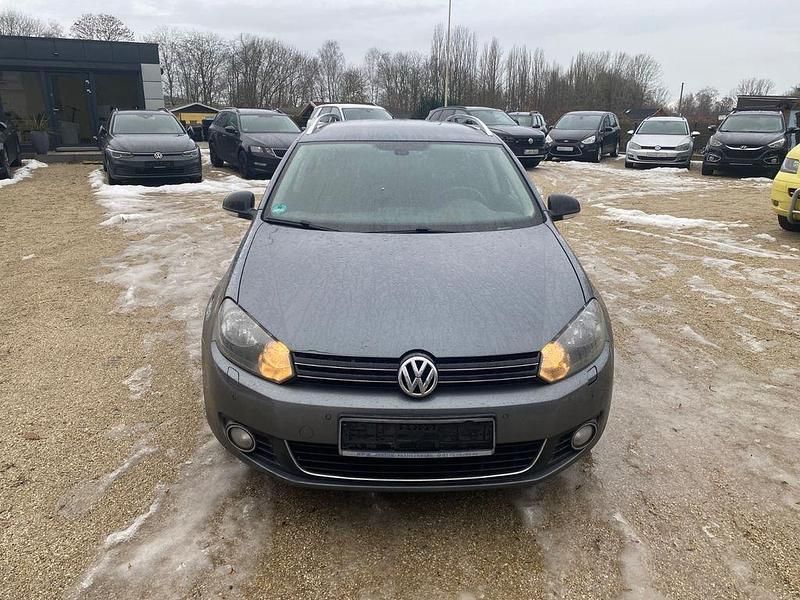 Grau Gebraucht 2012 VW Golf VI Style Kleinwagen | 2.490 € (Etwas zu teuer) - Bild 1/4