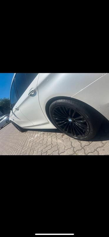Weiß Gebraucht 2014 BMW 525 Kombi | 7.999 € (Superpreis) - Bild 1/4