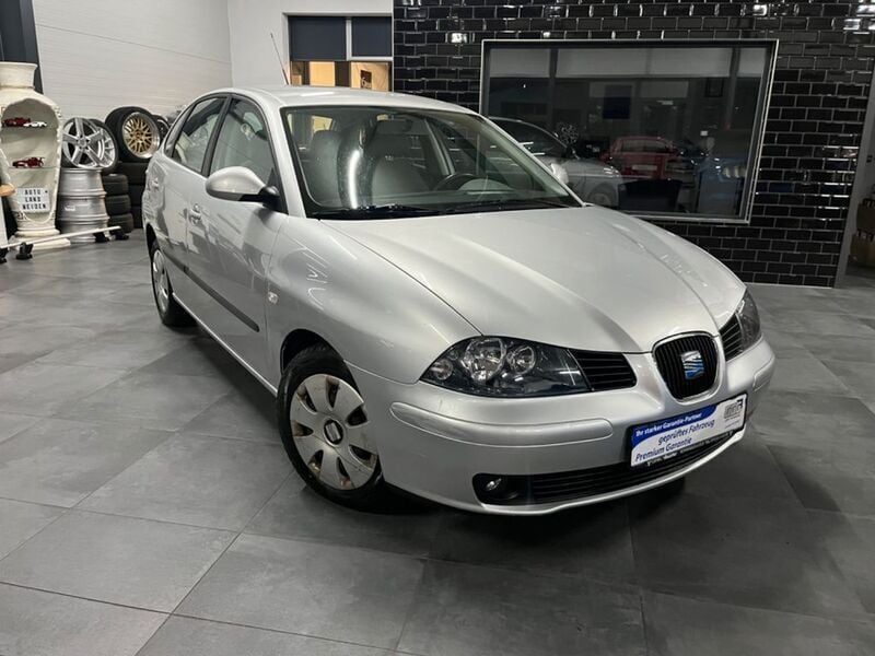 Gebraucht Seat Ibiza 75 PS (55 kW) 2002 Grau Limousine