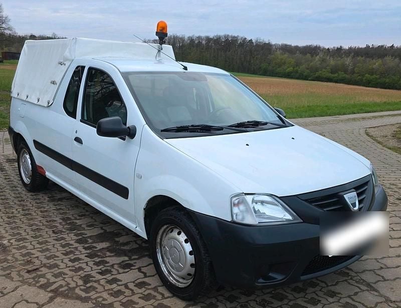 Gebraucht Dacia Logan 88 PS (64 kW) 2011 Weiß Pickup