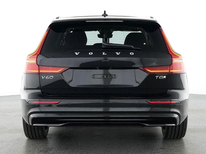 Gebraucht Volvo V60 Ultra 455 PS (334 kW) 2025 Onyx black / metallic Kombi