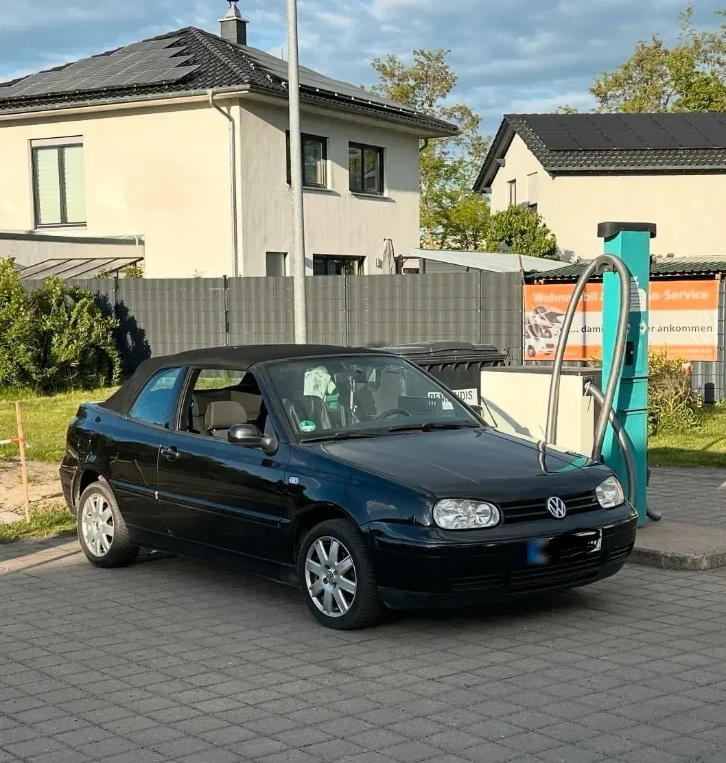 Occasion VW Golf 115 ch (84 kW) 2001 Noir Cabriolet
