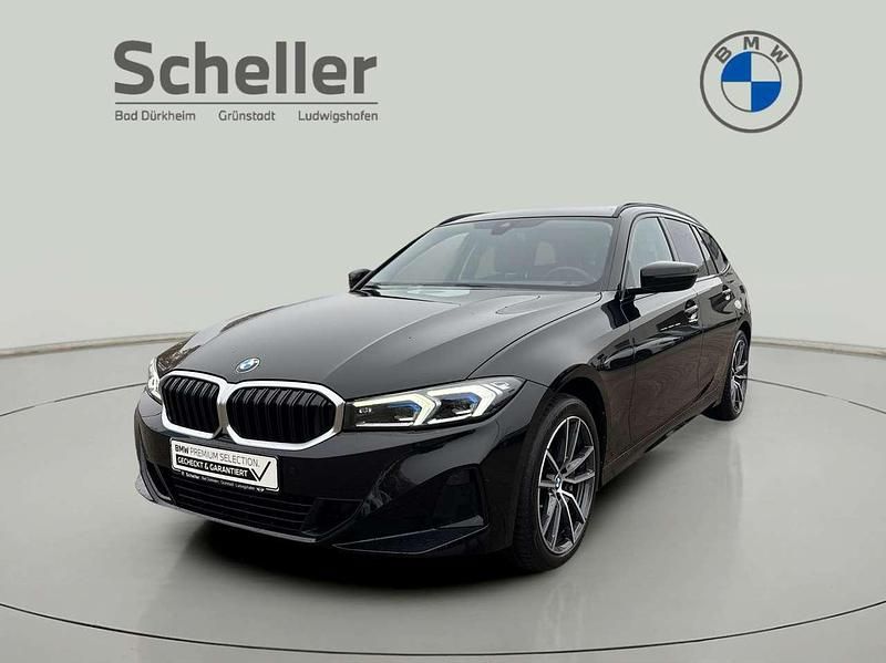Schwarz uni Gebraucht 2022 BMW 330 Kombi | 36.900 € (Fairer Preis) - Bild 1/4