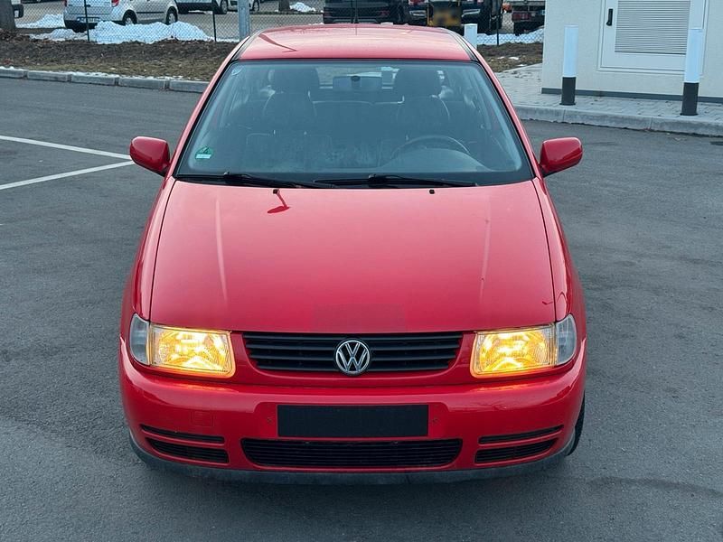 Gebraucht VW Polo 60 PS (44 kW) 1998 Rot Kleinwagen