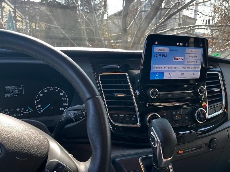 Gebraucht Ford Transit Sport 180 PS (132 kW) 2022 Weiß Van