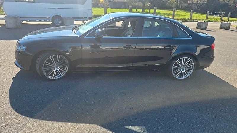 Gebraucht Audi A4 Ambiente 160 PS (117 kW) 2008 Schwarz Limousine