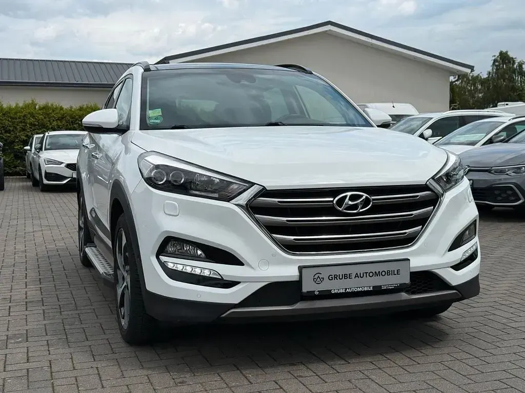 Gebraucht Hyundai Tucson Premium 177 PS (130 kW) 2016 Weiß SUV
